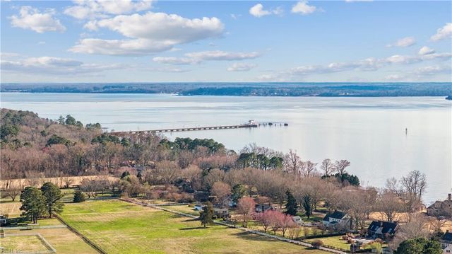 3737 Captain Wynne DR, Williamsburg, VA 23185