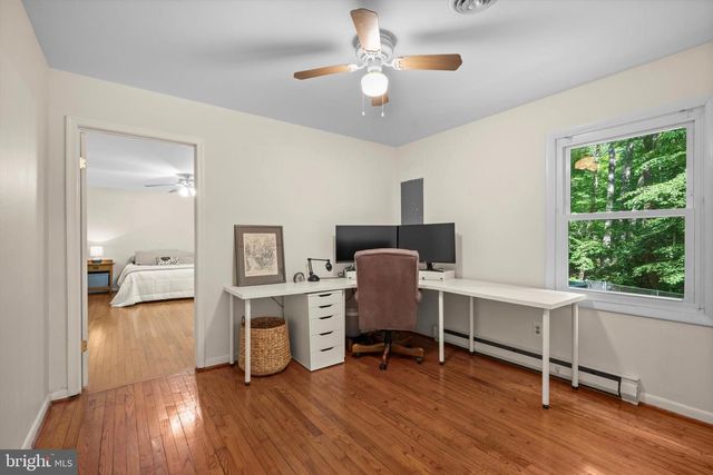 10829 MOORE DR, Manassas, VA 20111