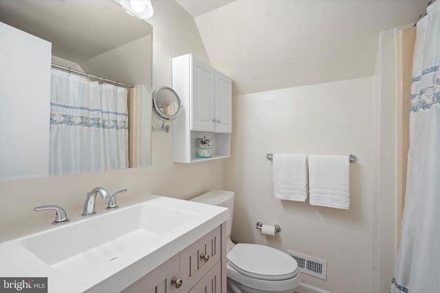 10829 MOORE DR, Manassas, VA 20111