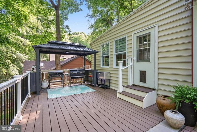 10829 MOORE DR, Manassas, VA 20111