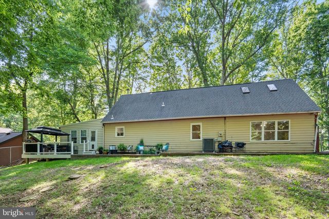 10829 MOORE DR, Manassas, VA 20111