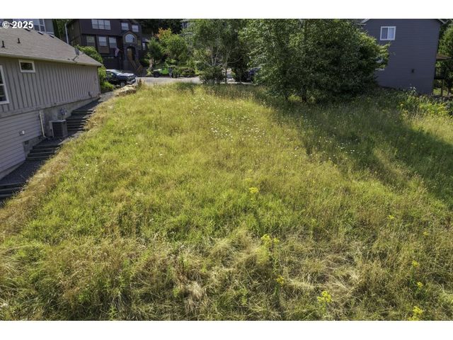 2765 PROMINENT Ct S, Salem, OR 97302