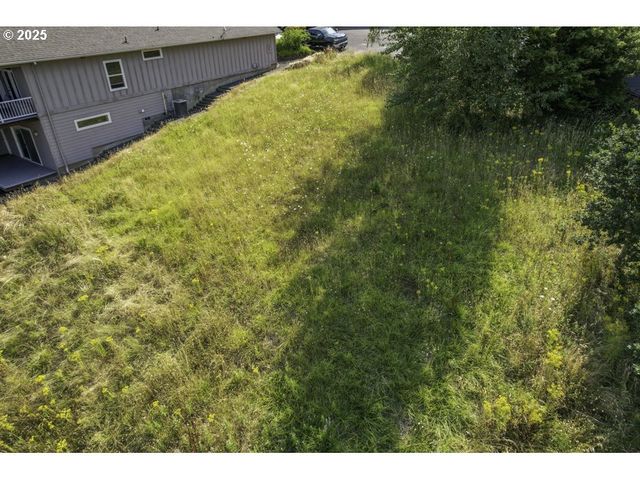 2765 PROMINENT Ct S, Salem, OR 97302