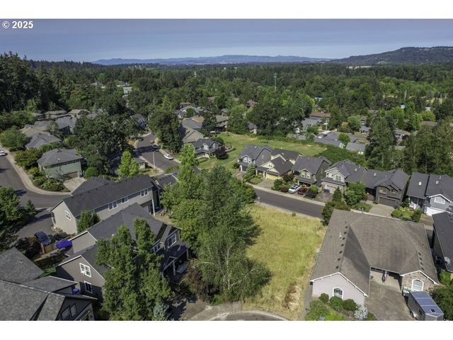 2765 PROMINENT Ct S, Salem, OR 97302