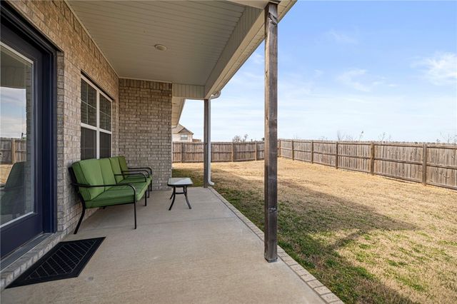 6002 SW Teppee Avenue, Bentonville, AR 72713