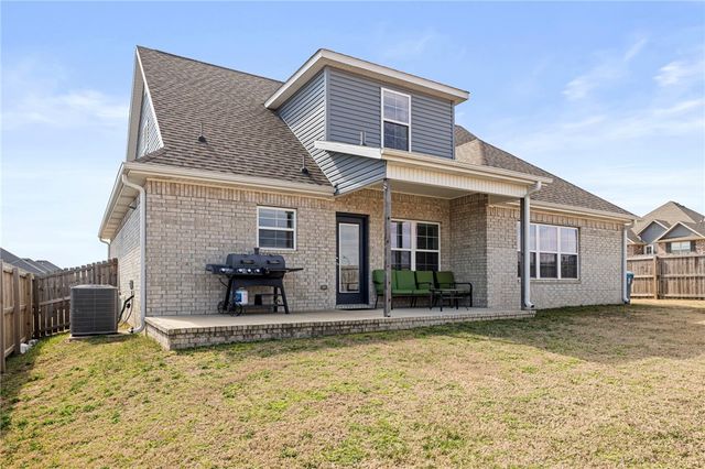 6002 SW Teppee Avenue, Bentonville, AR 72713