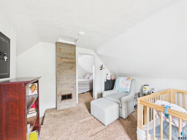 1306 N Main Ave Avenue, Sioux Falls, SD 57104