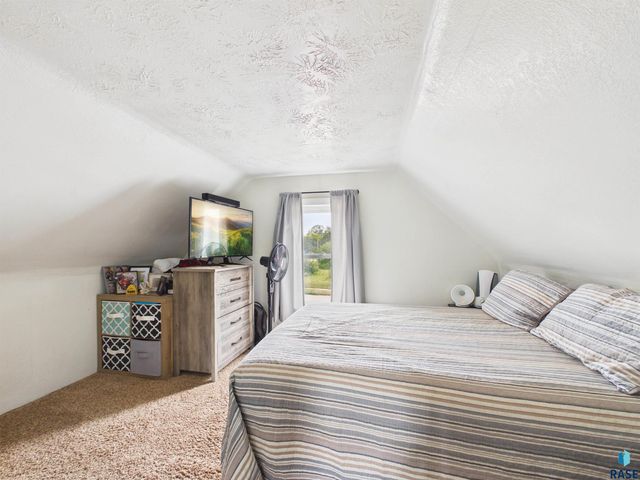 1306 N Main Ave Avenue, Sioux Falls, SD 57104