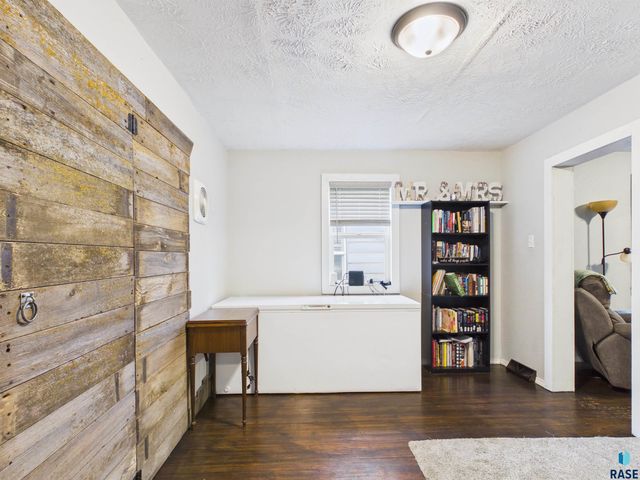 1306 N Main Ave Avenue, Sioux Falls, SD 57104