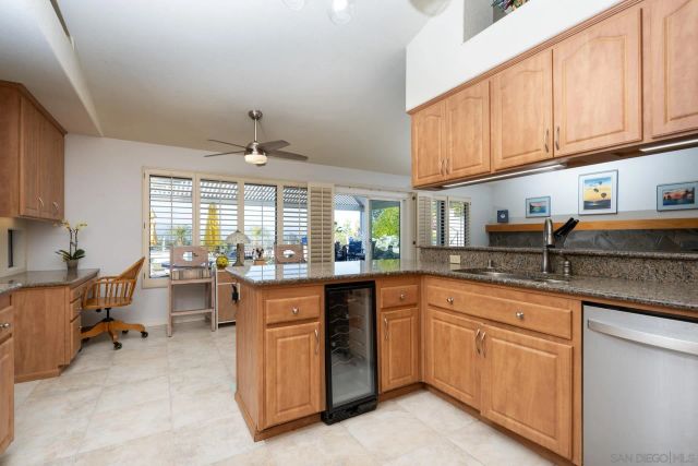 2233 Cortina Circle, Escondido, CA 92029