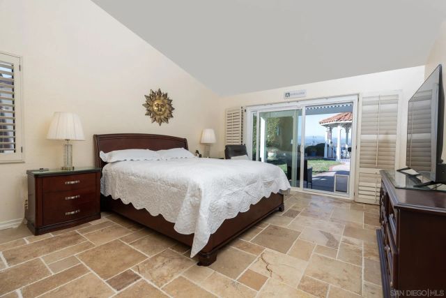 2233 Cortina Circle, Escondido, CA 92029