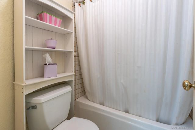 2233 Cortina Circle, Escondido, CA 92029