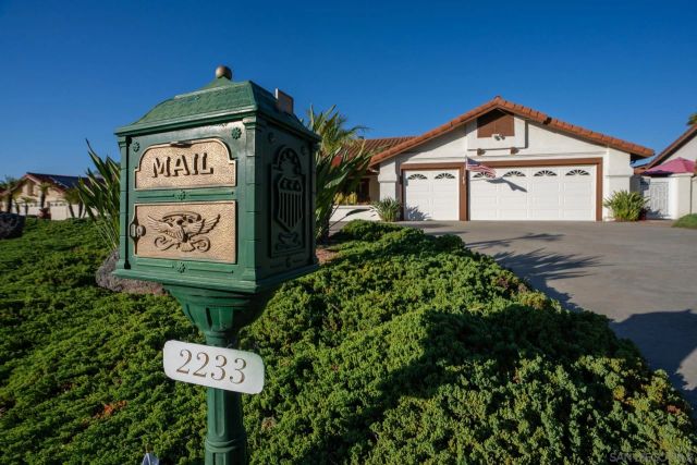 2233 Cortina Circle, Escondido, CA 92029