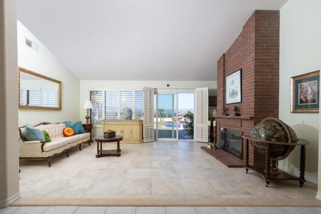 2233 Cortina Circle, Escondido, CA 92029