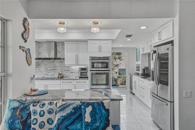 17820 GREY BROOKE DRIVE, Tampa, FL 33647