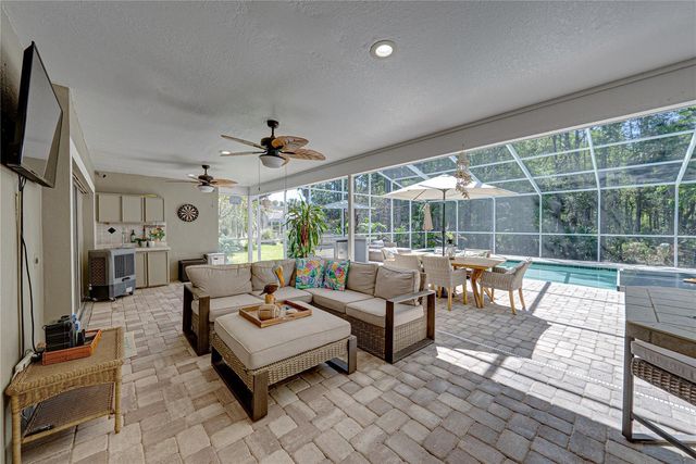 17820 GREY BROOKE DRIVE, Tampa, FL 33647