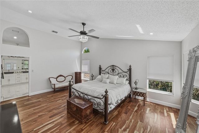 17820 GREY BROOKE DRIVE, Tampa, FL 33647