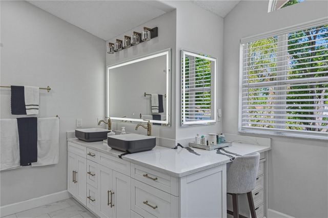 17820 GREY BROOKE DRIVE, Tampa, FL 33647