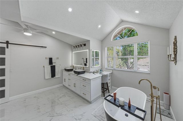 17820 GREY BROOKE DRIVE, Tampa, FL 33647