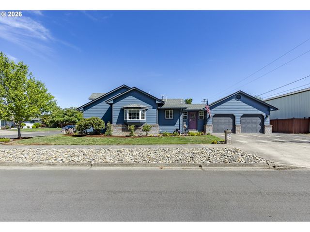 2911 SHIRLEY St, Eugene, OR 97404