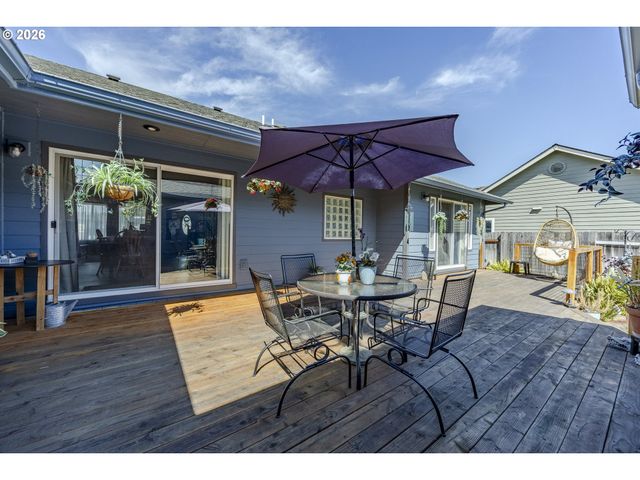 2911 SHIRLEY St, Eugene, OR 97404