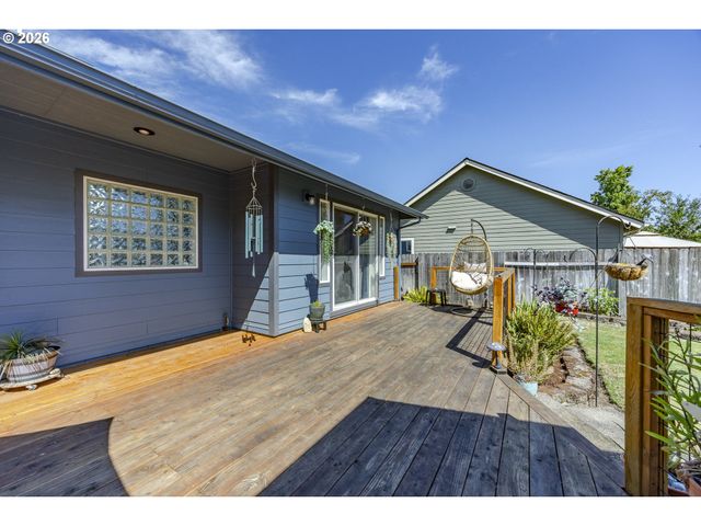 2911 SHIRLEY St, Eugene, OR 97404