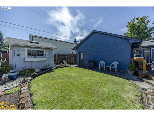 2911 SHIRLEY St, Eugene, OR 97404