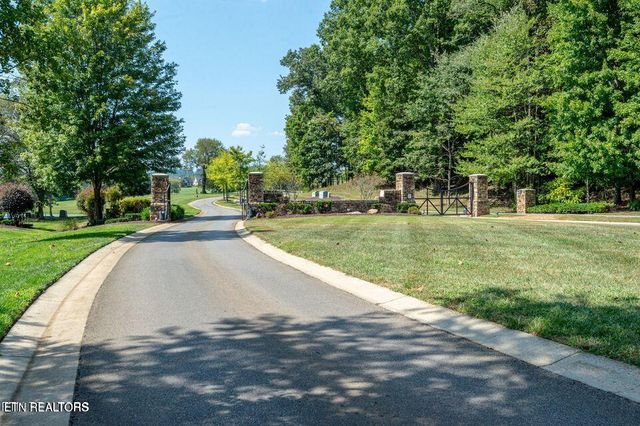3568 Chestnut Lane, Loudon, TN 37774
