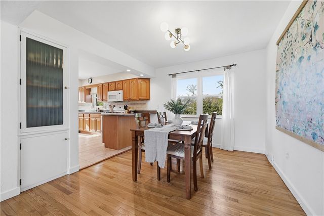 835 Wible Run Rd, Shaler, PA 15209