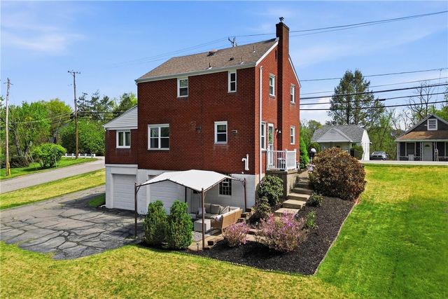 835 Wible Run Rd, Shaler, PA 15209