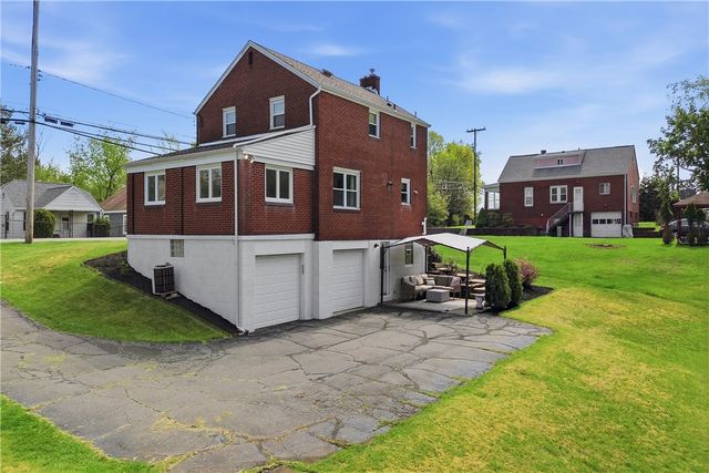 835 Wible Run Rd, Shaler, PA 15209