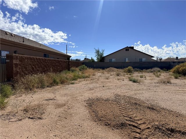 2642 Pasadena Avenue, Kingman, AZ 86401