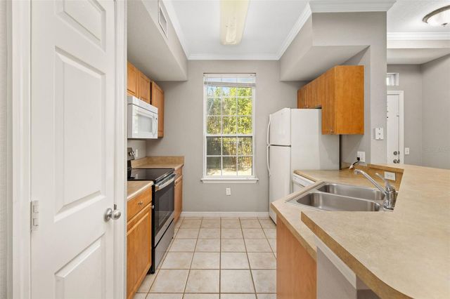 5501 ROSEHILL ROAD 103, Sarasota, FL 34233