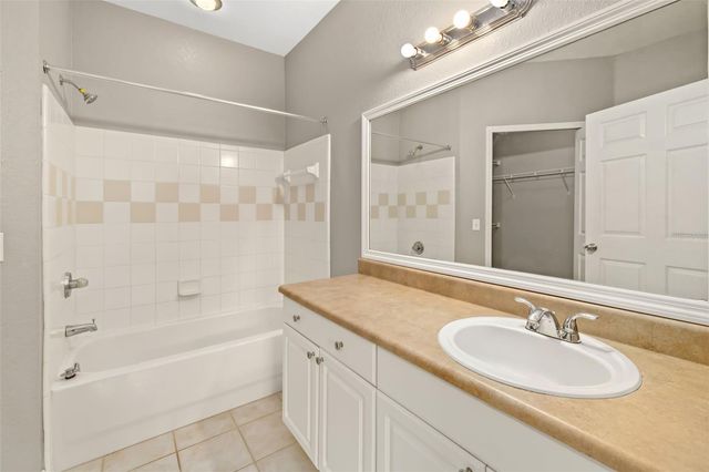 5501 ROSEHILL ROAD 103, Sarasota, FL 34233
