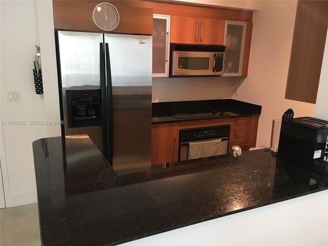 335 S Biscayne Blvd 3910, Miami, FL 33131