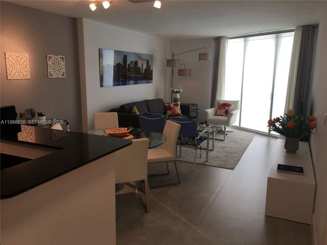 335 S Biscayne Blvd 3910, Miami, FL 33131