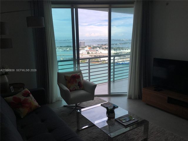 335 S Biscayne Blvd 3910, Miami, FL 33131