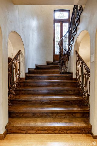 1220 E YALE AVE, Salt Lake City, UT 84105