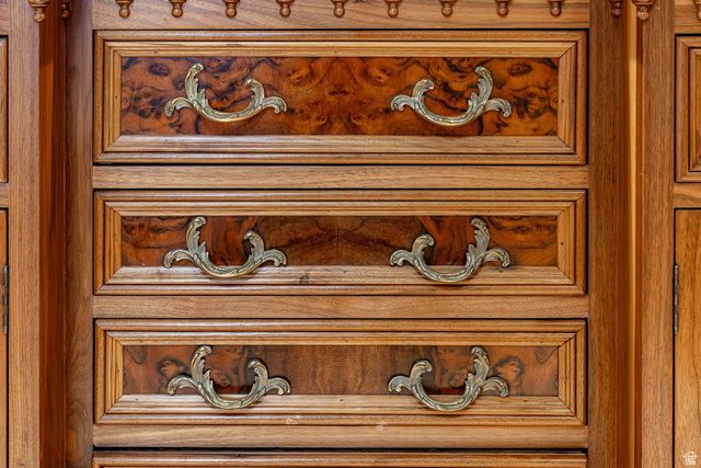 1220 E YALE AVE, Salt Lake City, UT 84105