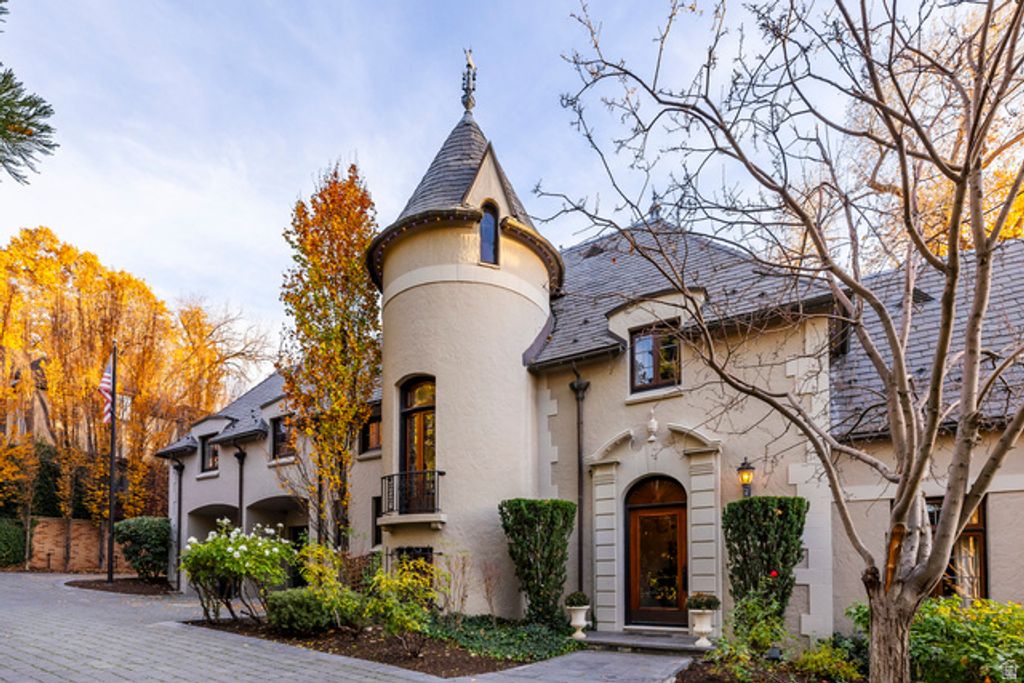 1220 E YALE AVE, Salt Lake City, UT 84105