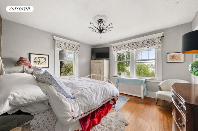 270 RICHMOND Terrace, New York City, NY 10301