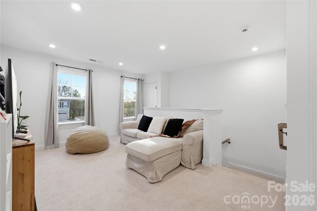 607 Southstone Drive, Matthews, NC 28104