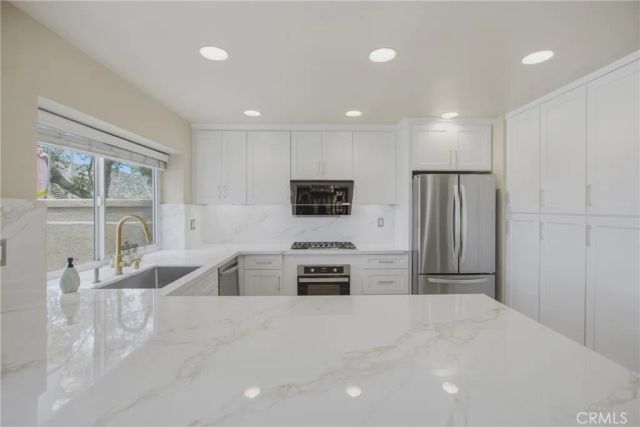 33 Fuente, Rancho Santa Margarita, CA 92688
