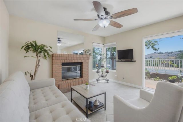 33 Fuente, Rancho Santa Margarita, CA 92688