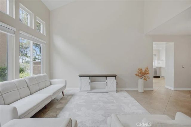 33 Fuente, Rancho Santa Margarita, CA 92688