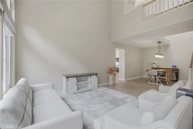 33 Fuente, Rancho Santa Margarita, CA 92688