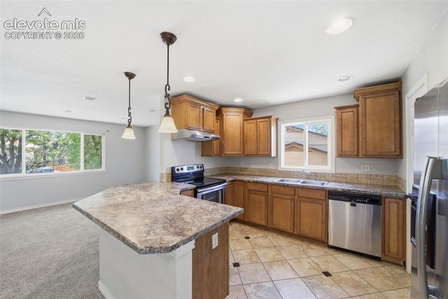 2826 Pinnacle Drive, Colorado Springs, CO 80910