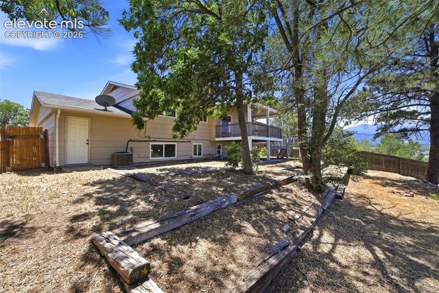 2826 Pinnacle Drive, Colorado Springs, CO 80910