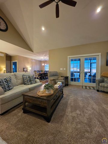 5 Locust Lane, Emporia, KS 66801