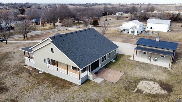 5 Locust Lane, Emporia, KS 66801